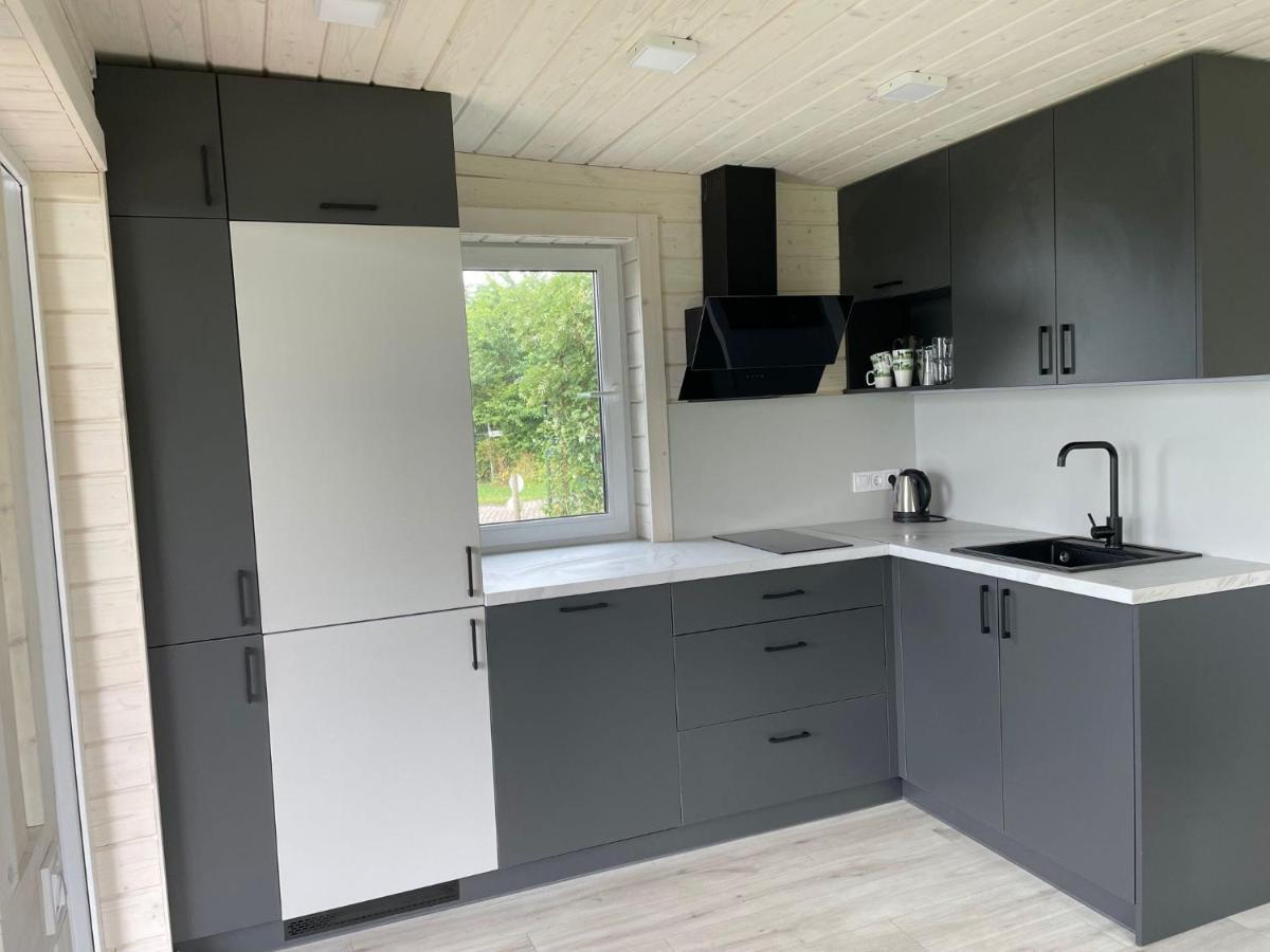 Tiny House Aan Het Water Op De Appelhof Villa Wommels Exterior photo