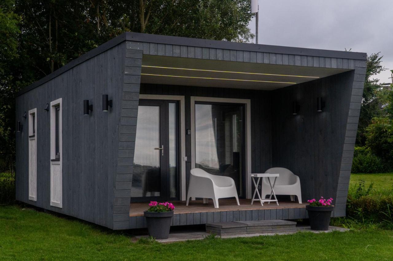 Tiny House Aan Het Water Op De Appelhof Villa Wommels Exterior photo